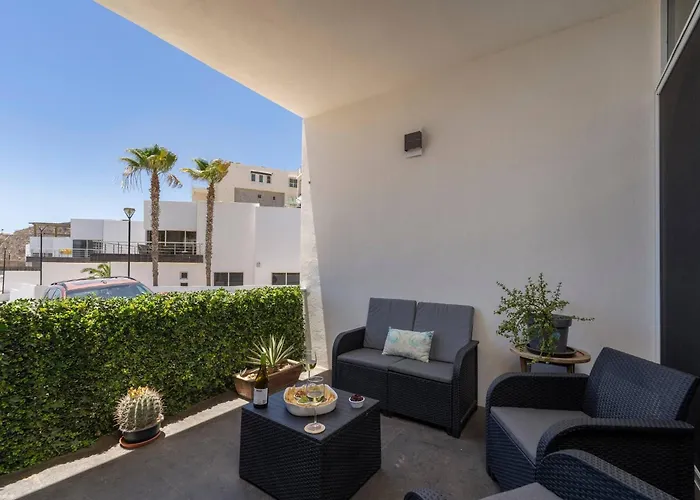 Сasa de vacaciones Cozy Cabo 2br, Shared Pool, Gated Community, 20 Walk To *
