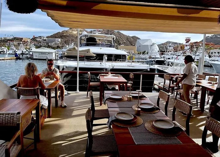 Сasa de vacaciones Cozy Cabo 2br, Shared Pool, Gated Community, 20 Walk To